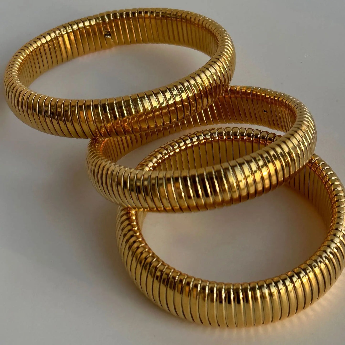 sanceo stackable vintage gold bangles